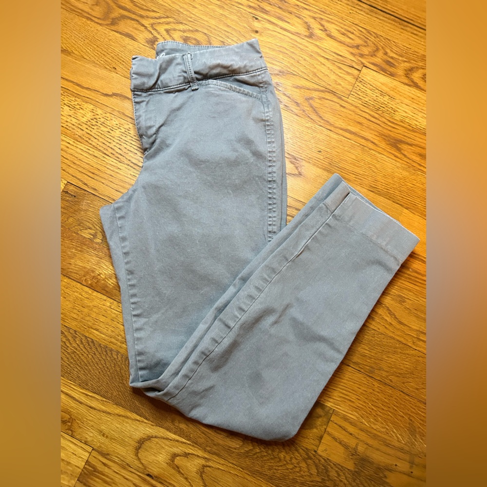 Old Navy Women's Gray pixie Jeans size 0